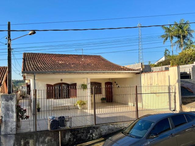 #1827 - Casa para Venda em Ibiúna - SP